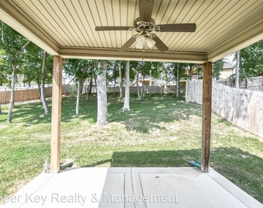 1183 Eagles Bluff Drive - Photo Thumbnail 19