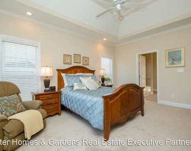 1220 Sumter Landing Lane - Photo Thumbnail 17