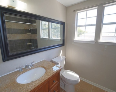 7639 Cascade Oak Dr - Photo Thumbnail 35