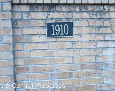 1910 Robbins Place #202 - Unit-1 - Photo Thumbnail 53
