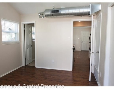 1106 W 22nd Street Unit 1 - Photo Thumbnail 5