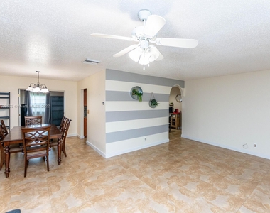 7312 Nw 58th Ct - Photo Thumbnail 9