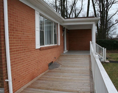 3305 West Ox Road - Photo Thumbnail 17