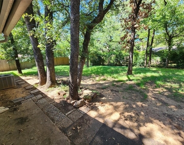 2825 Norwood Lane - Photo Thumbnail 30