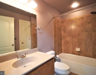 3213 Meadow View Circle - Photo Thumbnail 31