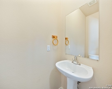 7802 Kingsbury Way #1 - Photo Thumbnail 12