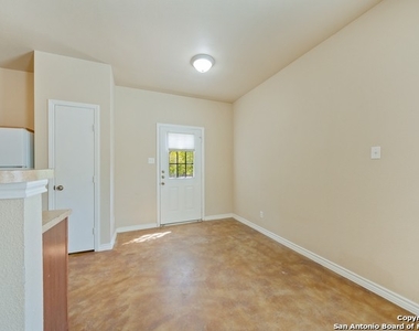 7802 Kingsbury Way #1 - Photo Thumbnail 10