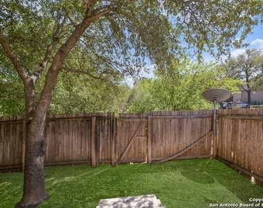 7802 Kingsbury Way #1 - Photo Thumbnail 31