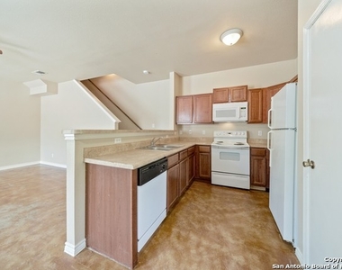 7802 Kingsbury Way #1 - Photo Thumbnail 6