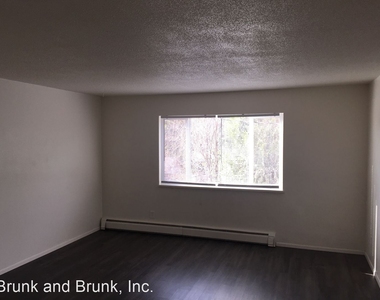 2575 E Uintah Street - Photo Thumbnail 1