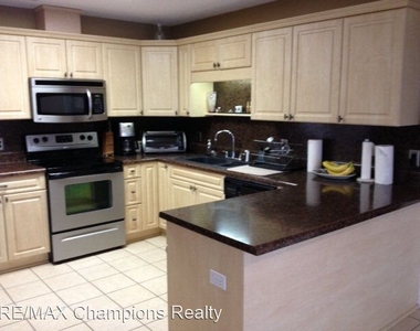 3315 Hummingbird Court - Photo Thumbnail 4