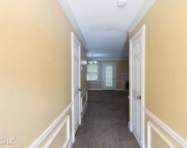 1024r Oaks Parkway Se - Photo Thumbnail 16