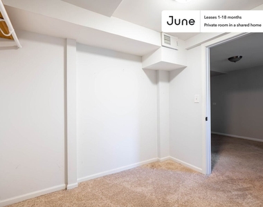 2218 N Sawyer Avenue, Chicago, Il, 60647 - Photo Thumbnail 16