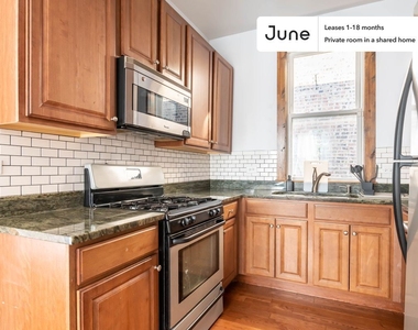 2218 N Sawyer Avenue, Chicago, Il, 60647 - Photo Thumbnail 9