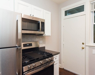 4718 N. Racine, Unit 4w - Photo Thumbnail 1