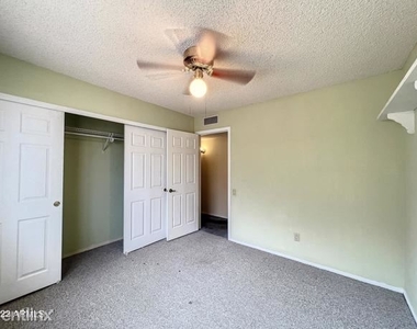 7146 R S Jentilly Lane - Photo Thumbnail 11