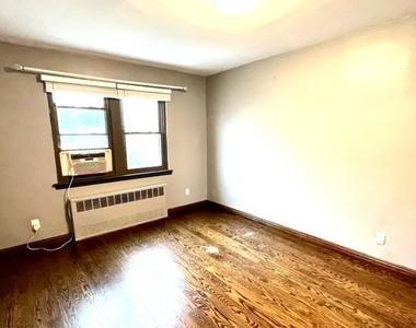 31-56 44th Street - Photo Thumbnail 8