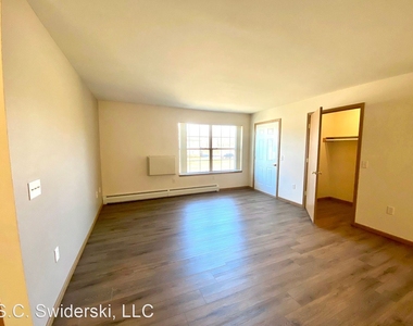 3320 Norton St Apartment 101 - Photo Thumbnail 1