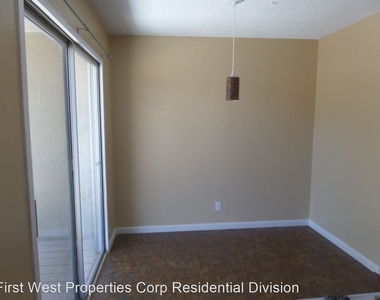 4404 Plaza Vista Unit D - Photo Thumbnail 4