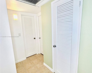 19370 Collins Ave - Photo Thumbnail 19