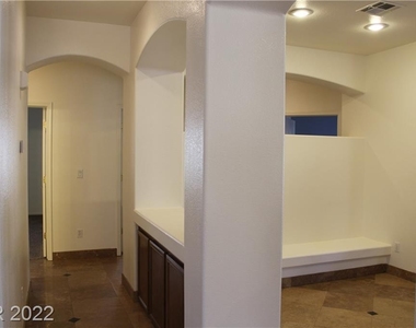 4728 Bell Canyon Court - Photo Thumbnail 15