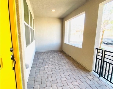 11597 Alpine Cove Avenue - Photo Thumbnail 2