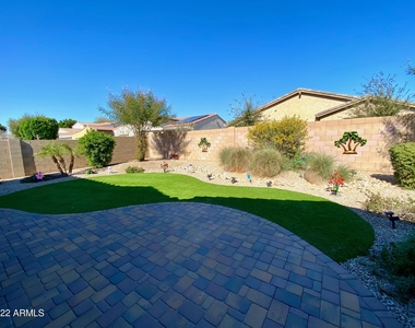 14428 W Almeria Road - Photo Thumbnail 25