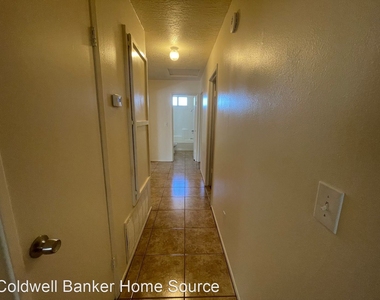 10246 Arroyo Ave. - Photo Thumbnail 44