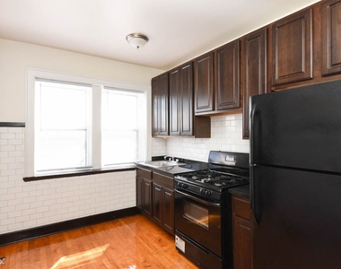 4645.5 N. Elston, Unit 3w - Photo Thumbnail 2