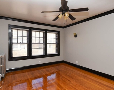 4645.5 N. Elston, Unit 3w - Photo Thumbnail 5