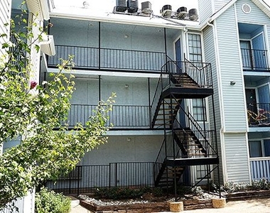 4919 Belmont Ave Dallas - Photo Thumbnail 2