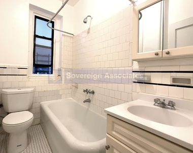 114-116 West 238th Street - Photo Thumbnail 3