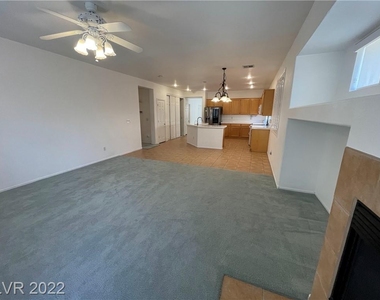 2559 Williamsburg Street - Photo Thumbnail 12