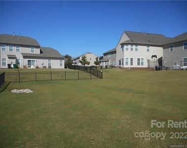 9010 Ardrey Woods Drive - Photo Thumbnail 23