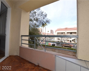 260 Flamingo Road - Photo Thumbnail 15