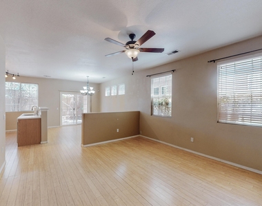 5272 Na Pali Street Ne - Photo Thumbnail 2