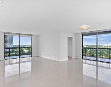 2333 Brickell Ave. - Photo Thumbnail 2