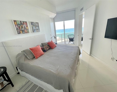 15811 Collins Ave - Photo Thumbnail 10