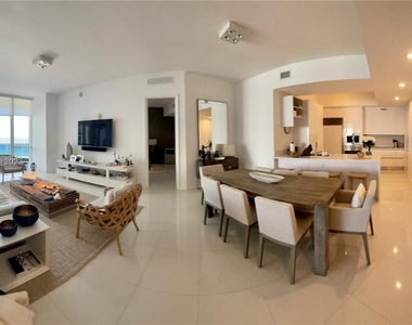 15811 Collins Ave - Photo Thumbnail 2