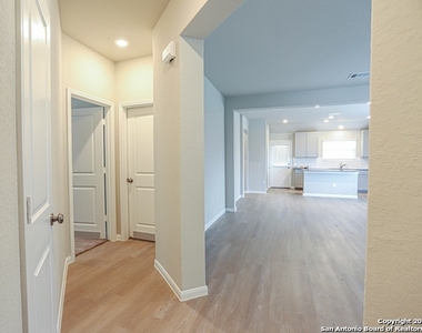 6790 Hatchery Way - Photo Thumbnail 9