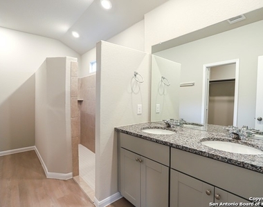 6790 Hatchery Way - Photo Thumbnail 16