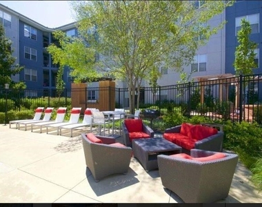 435 N Highland Avenue Ne # 1224 - Photo Thumbnail 10