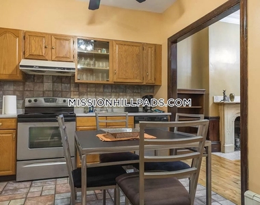 24 Worthington St Apt 1 - Photo Thumbnail 1