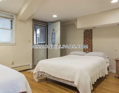 24 Worthington St Apt 1 - Photo Thumbnail 4