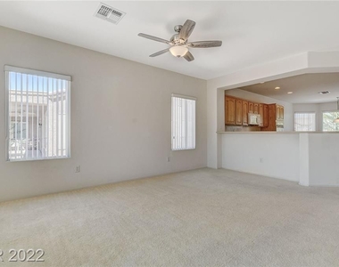 2871 Maffie Street - Photo Thumbnail 10