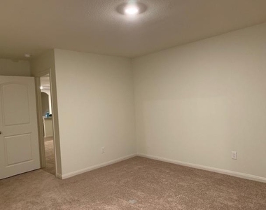 140  Allington Cir - Photo Thumbnail 21