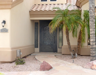 1124 N Peppertree Drive - Photo Thumbnail 1