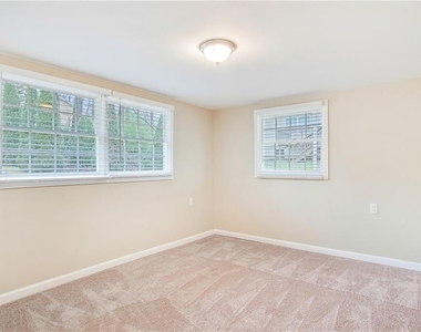 3341 King Arthur Drive Sw - Photo Thumbnail 22