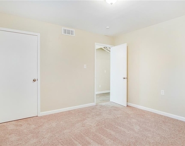 3341 King Arthur Drive Sw - Photo Thumbnail 25