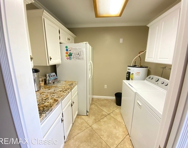 561 Leisure World - Photo Thumbnail 8